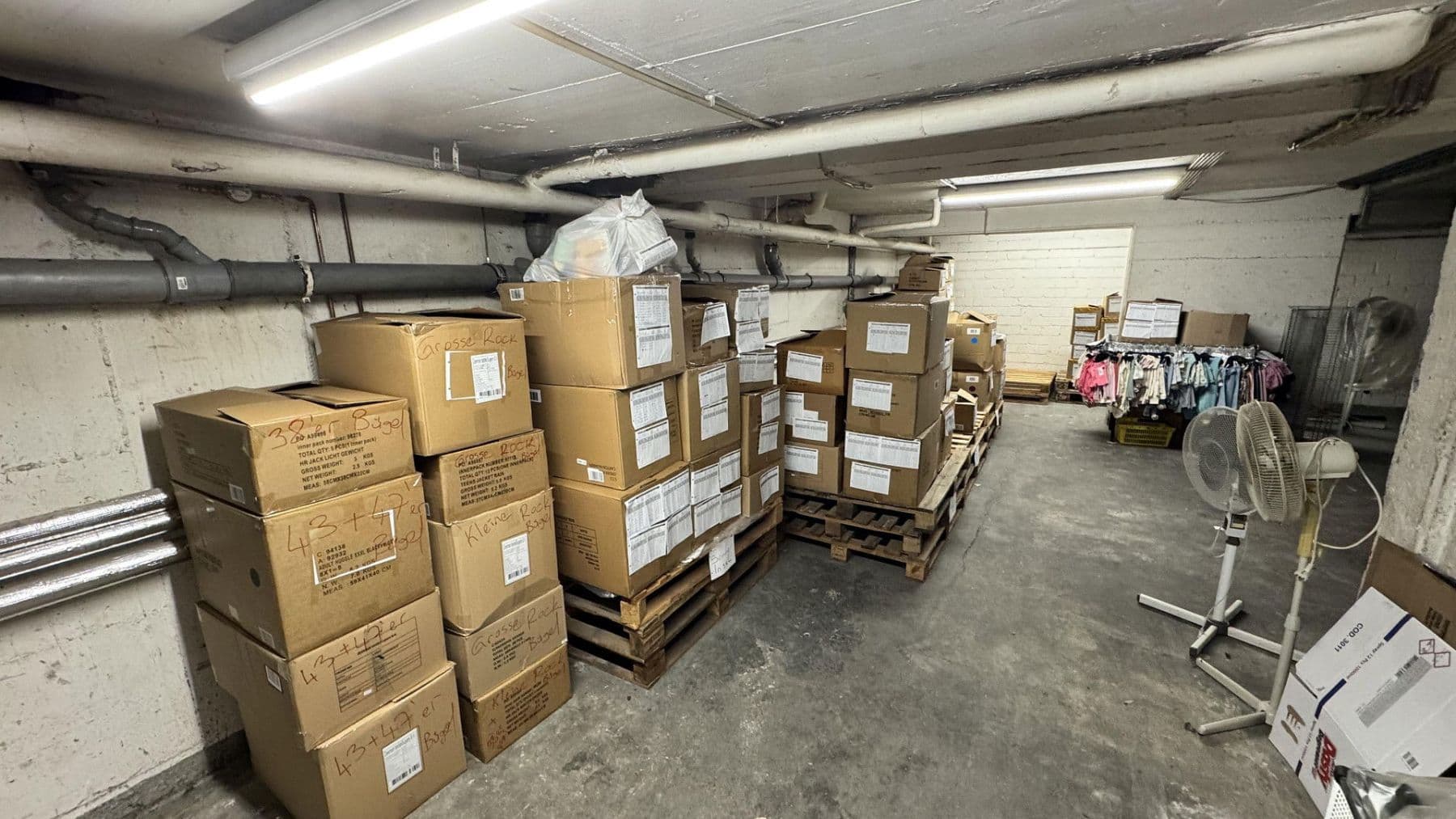 non-residential property to rent, 287 m², Ehrenfeld Stadtbezirk 4, Bergisch Gladbach, North Rhine-Westphalia non-residential property to rent, 287 m², Ehrenfeld Stadtbezirk 4, Bergisch Gladbach, North Rhine-Westphalia