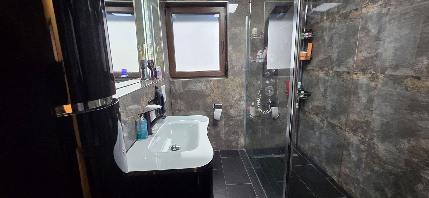 non-residential property for sale, 1,496 m², Leingarten, Baden-Württemberg non-residential property for sale, 1,496 m², Leingarten, Baden-Württemberg