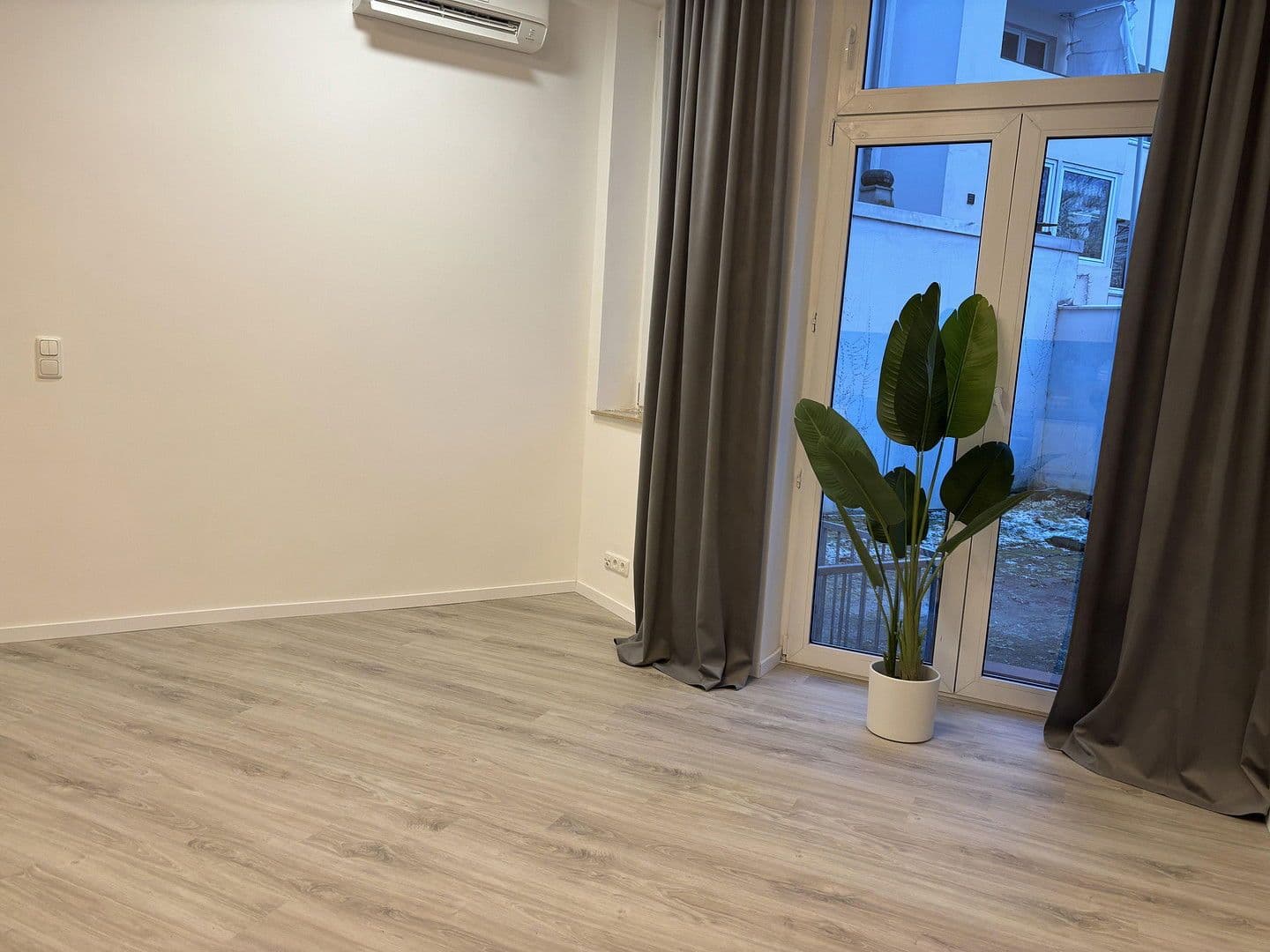 3 bedroom flat to rent, 70 m², Röhrenstraße 1, Düsseldorf, North Rhine-Westphalia 3 bedroom flat to rent, 70 m², Röhrenstraße 1, Düsseldorf, North Rhine-Westphalia