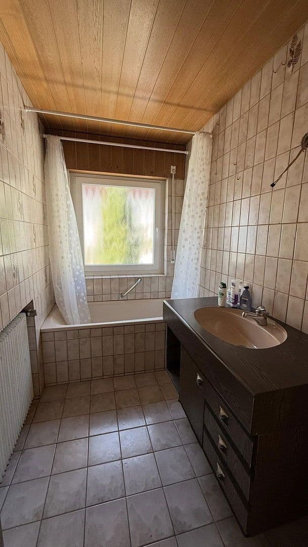 house for sale, 200 m², Rossentalstraße 122, Albstadt, Baden-Württemberg house for sale, 200 m², Rossentalstraße 122, Albstadt, Baden-Württemberg