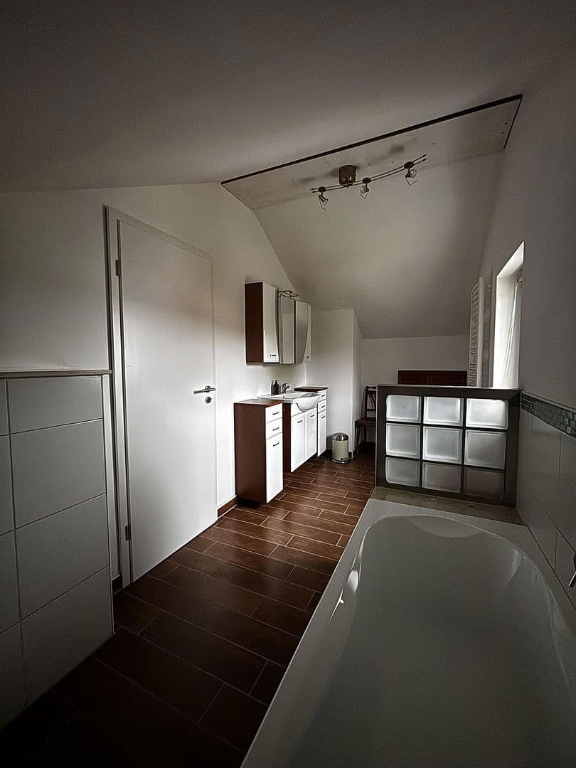 house for sale, 273 m², Einbeck, Lower Saxony house for sale, 273 m², Einbeck, Lower Saxony