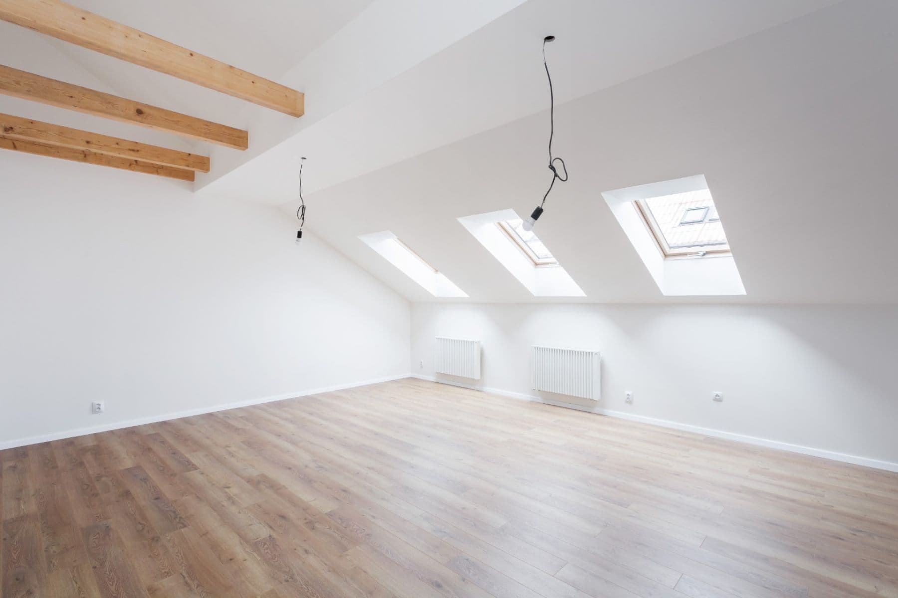 1 bedroom with open-plan kitchen flat to rent, 70 m², Neklanova, Prague, Prague 1 bedroom with open-plan kitchen flat to rent, 70 m², Neklanova, Prague, Prague