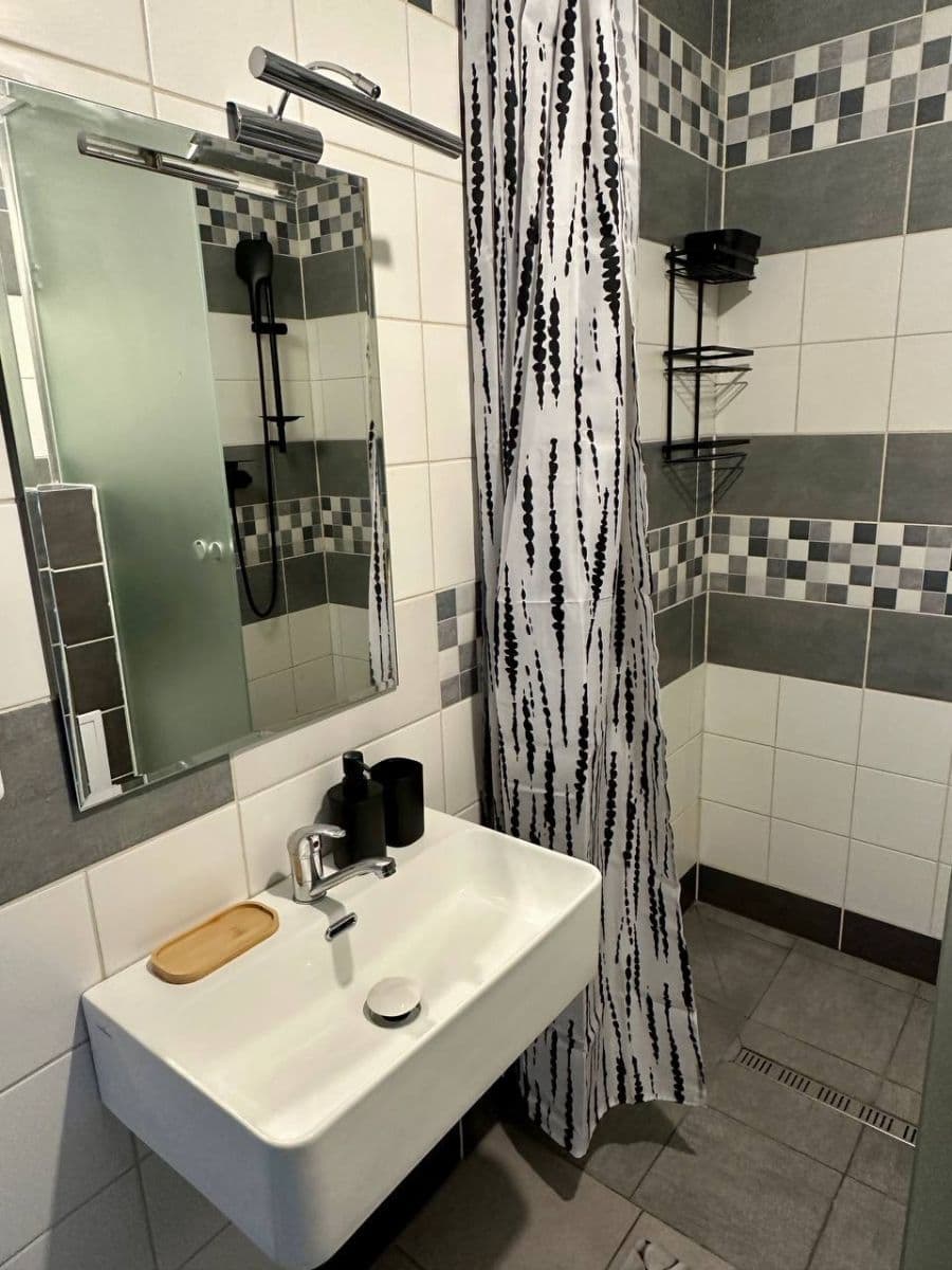 3 bedroom flat to rent, 85 m², Ivana Olbrachta, Kladno, Středočeský Region 3 bedroom flat to rent, 85 m², Ivana Olbrachta, Kladno, Středočeský Region