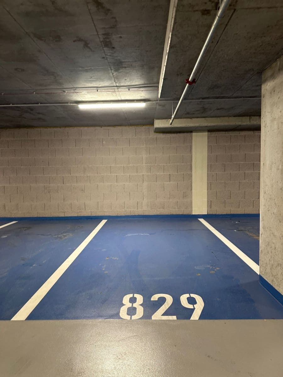 garage to rent, 13 m², Mezi Vodami, Prague, Prague garage to rent, 13 m², Mezi Vodami, Prague, Prague