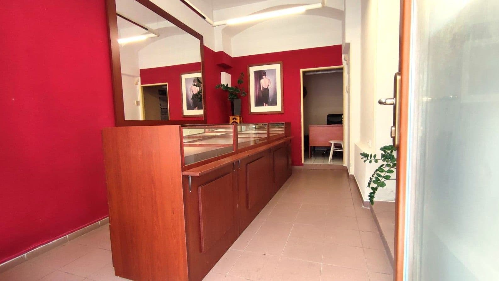 non-residential property to rent, 20 m², Smilova, Pardubice, Pardubický Region non-residential property to rent, 20 m², Smilova, Pardubice, Pardubický Region