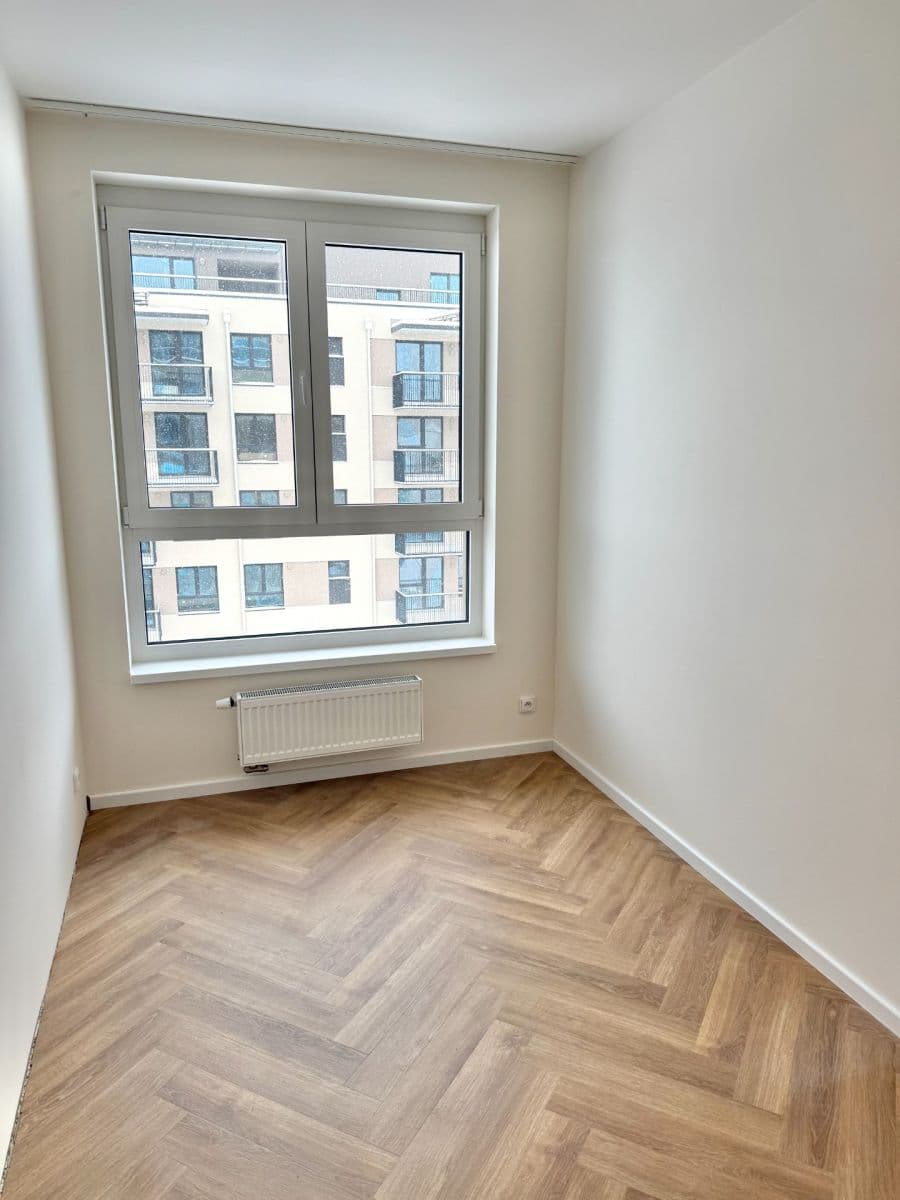 1 bedroom with open-plan kitchen flat to rent, 37 m², Nádražní, Kralupy nad Vltavou, Středočeský Region 1 bedroom with open-plan kitchen flat to rent, 37 m², Nádražní, Kralupy nad Vltavou, Středočeský Region