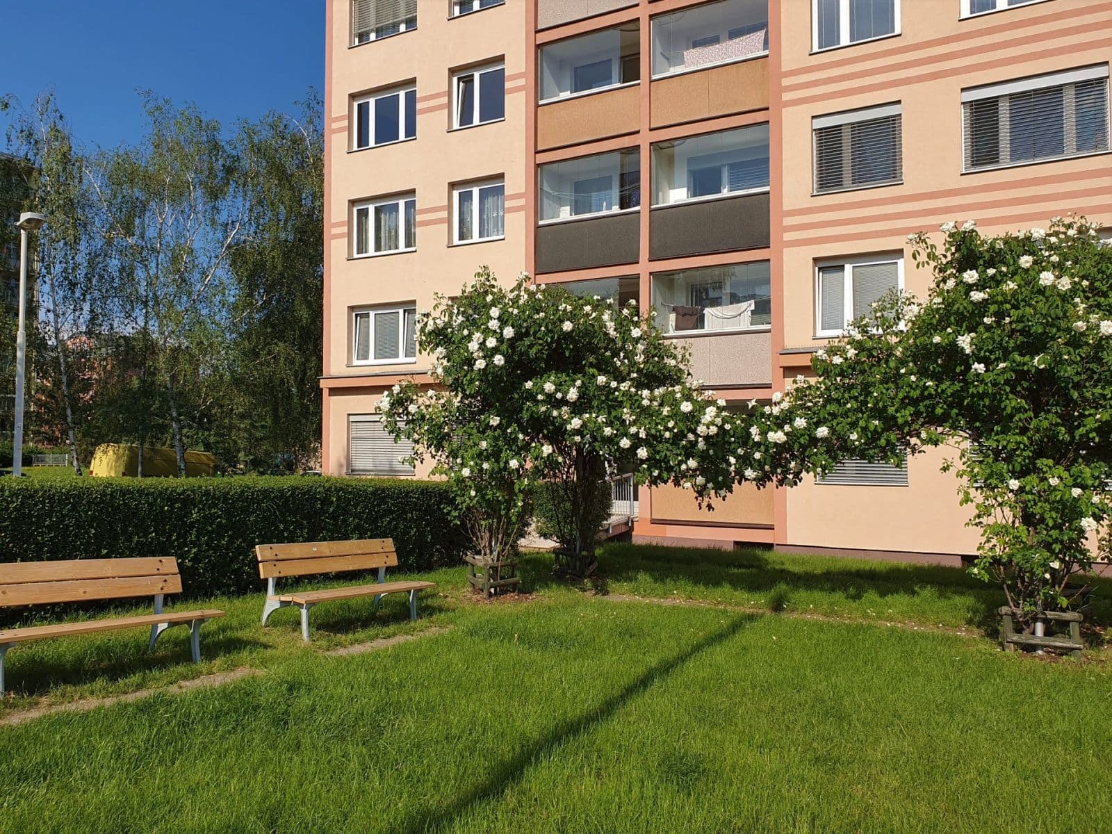 2 bedroom with open-plan kitchen flat to rent, 68 m², Nevanova, Prague, Prague 2 bedroom with open-plan kitchen flat to rent, 68 m², Nevanova, Prague, Prague