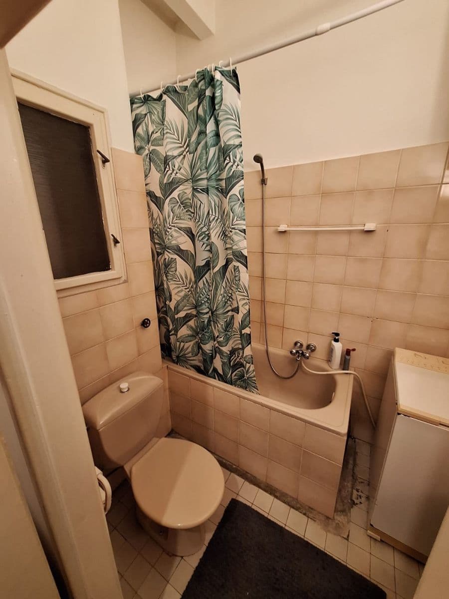 Studio flat to rent, 27 m², Sámova, Prague, Prague Studio flat to rent, 27 m², Sámova, Prague, Prague