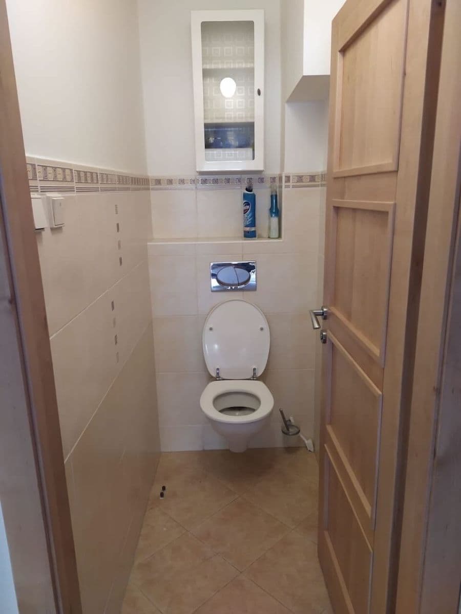 3 bedroom flat to rent, 88 m², Kladivova, Brno, Jihomoravský Region 3 bedroom flat to rent, 88 m², Kladivova, Brno, Jihomoravský Region