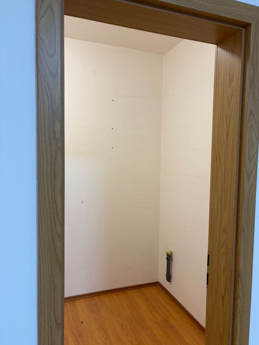 1 bedroom with open-plan kitchen flat to rent, 65 m², Vyšehořovická, Nehvizdy, Středočeský Region 1 bedroom with open-plan kitchen flat to rent, 65 m², Vyšehořovická, Nehvizdy, Středočeský Region