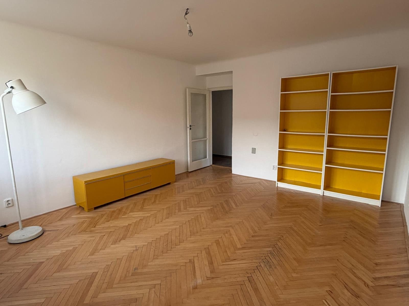 2 bedroom flat to rent, 65 m², Novorossijská, Prague, Prague 2 bedroom flat to rent, 65 m², Novorossijská, Prague, Prague