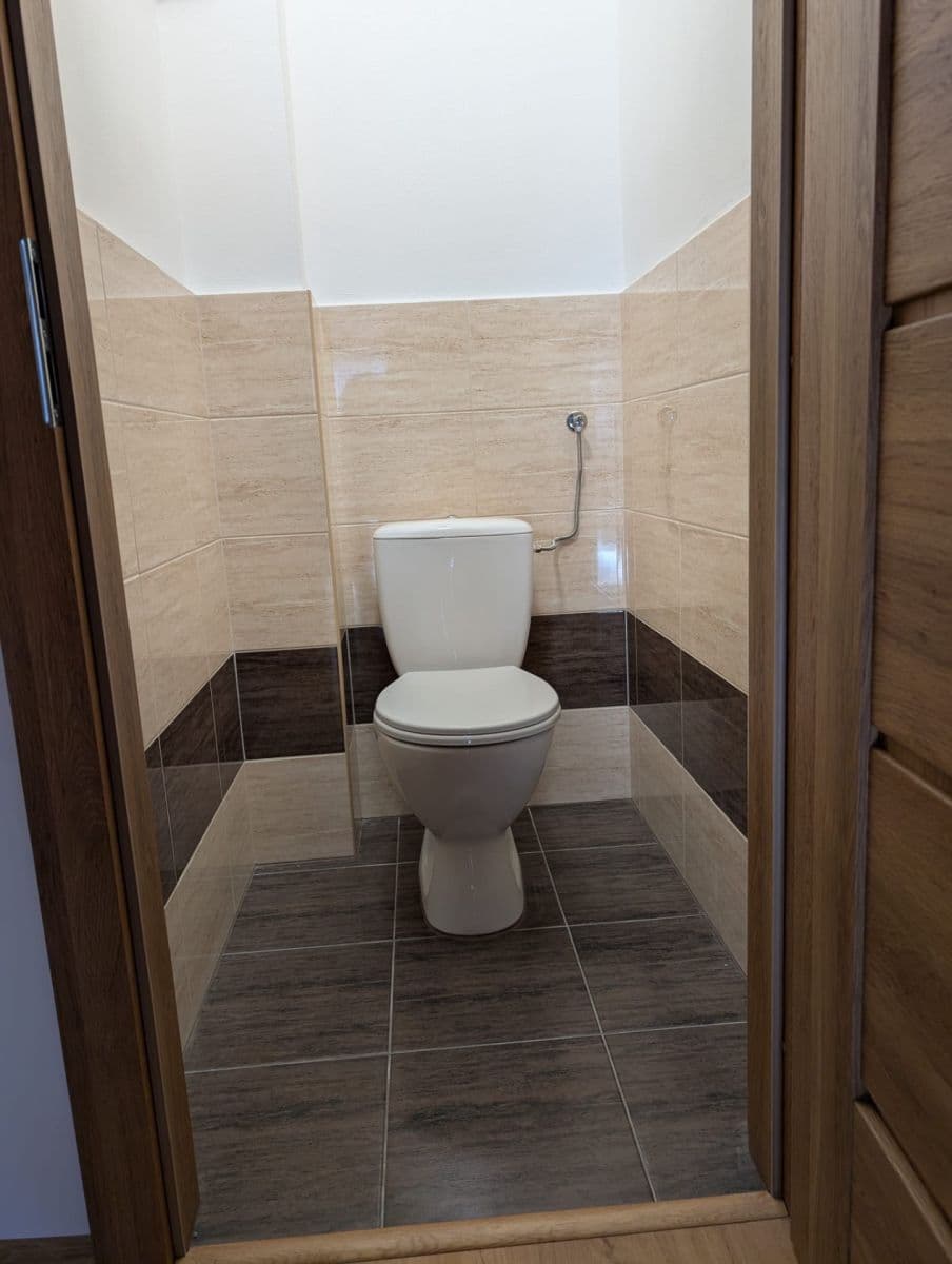 2 bedroom flat to rent, 69 m², U Třetí baterie, Prague, Prague 2 bedroom flat to rent, 69 m², U Třetí baterie, Prague, Prague