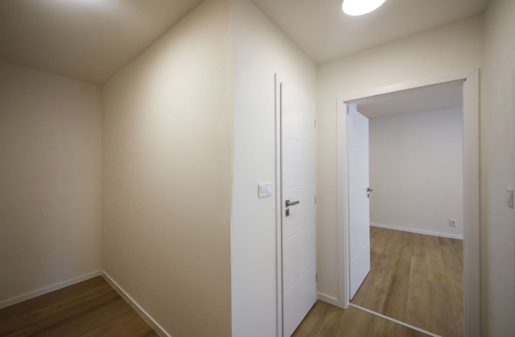 1 bedroom with open-plan kitchen flat for sale, 42 m², Laudova, Prague, Prague 1 bedroom with open-plan kitchen flat for sale, 42 m², Laudova, Prague, Prague