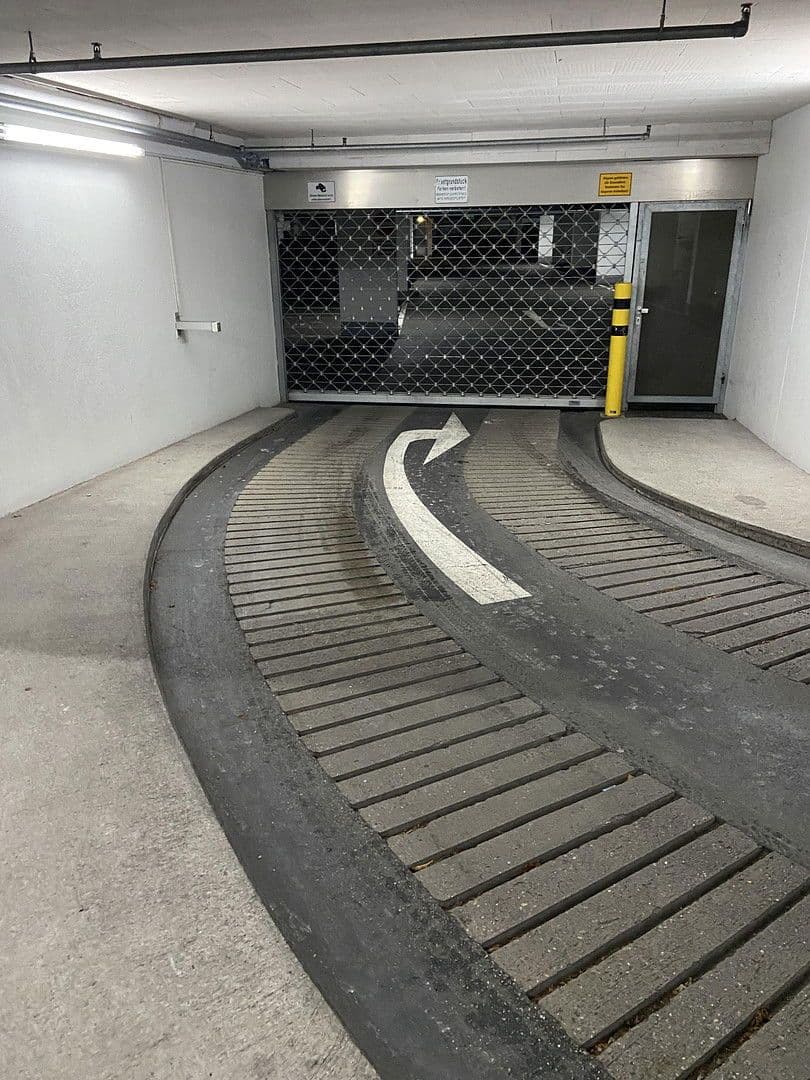 garage to rent, 0 m², Rosenstein Straße 27-31, Stuttgart Nord, Baden-Württemberg garage to rent, 0 m², Rosenstein Straße 27-31, Stuttgart Nord, Baden-Württemberg