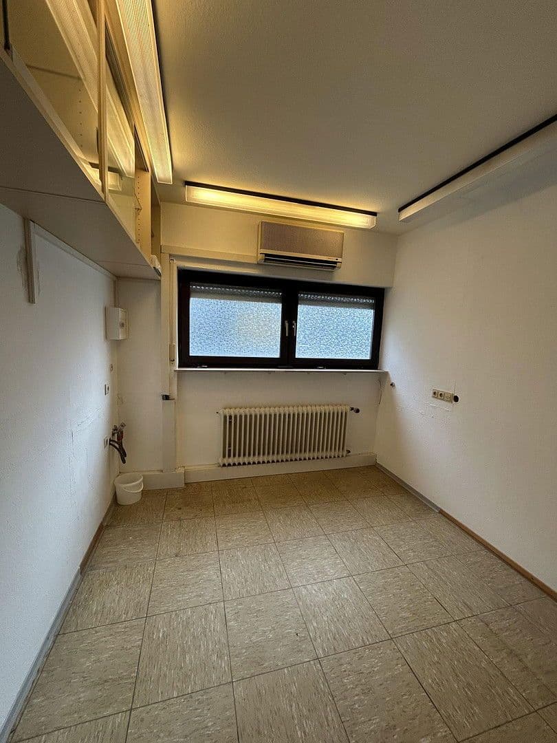 office to rent, 250 m², Mutterstadt, Rhineland-Palatinate office to rent, 250 m², Mutterstadt, Rhineland-Palatinate