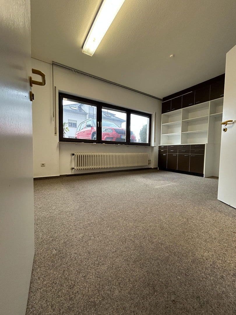 office to rent, 250 m², Mutterstadt, Rhineland-Palatinate office to rent, 250 m², Mutterstadt, Rhineland-Palatinate