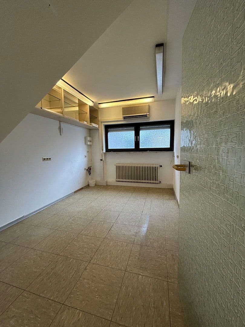 office to rent, 250 m², Mutterstadt, Rhineland-Palatinate office to rent, 250 m², Mutterstadt, Rhineland-Palatinate