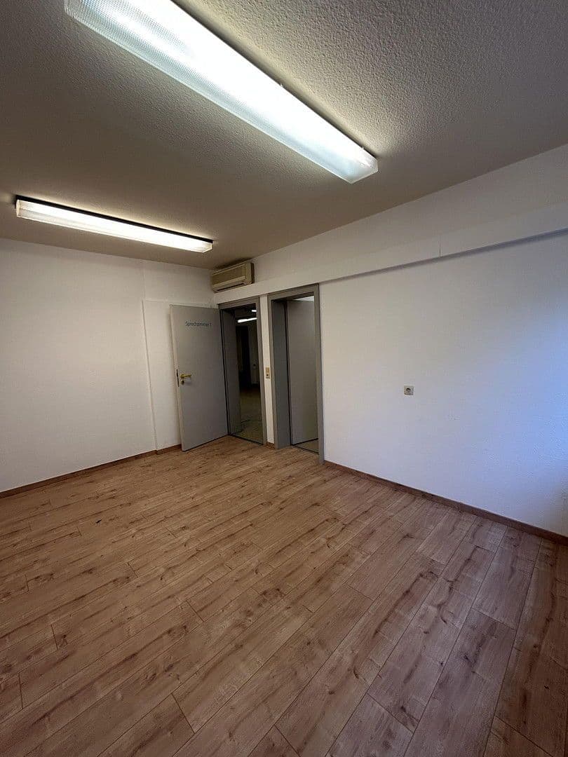 office to rent, 250 m², Mutterstadt, Rhineland-Palatinate office to rent, 250 m², Mutterstadt, Rhineland-Palatinate