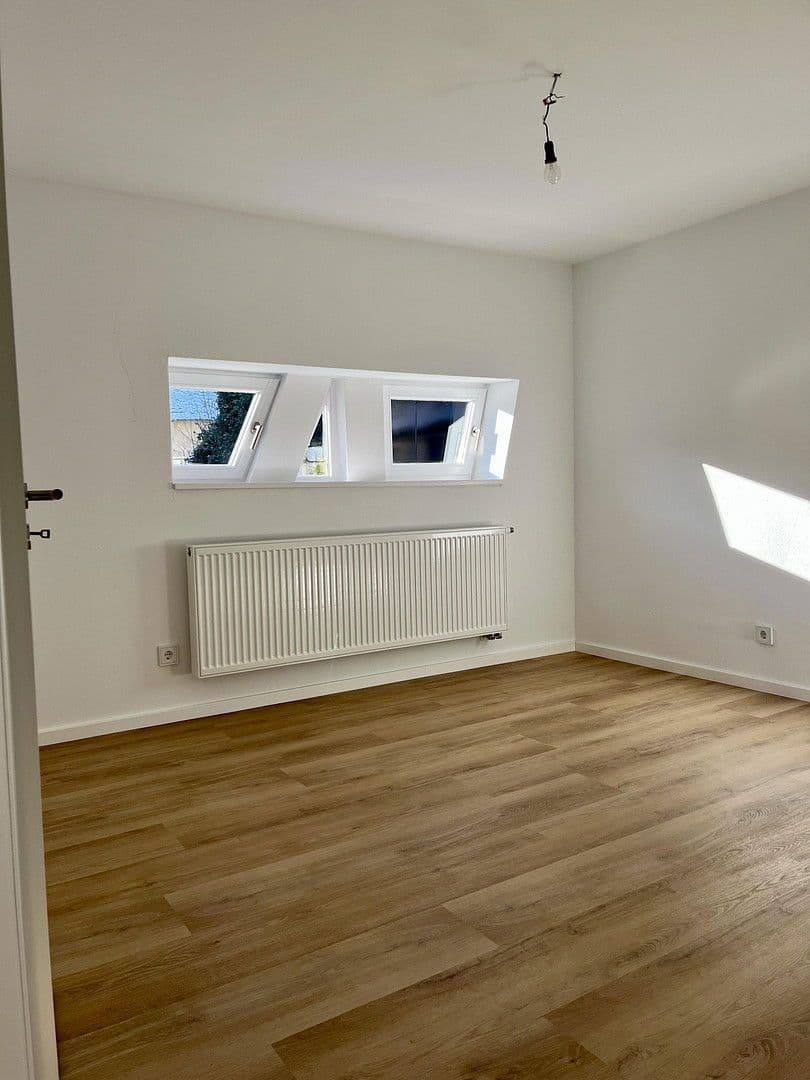 3 bedroom with open-plan kitchen flat to rent, 122 m², Butzbach, Hesse 3 bedroom with open-plan kitchen flat to rent, 122 m², Butzbach, Hesse