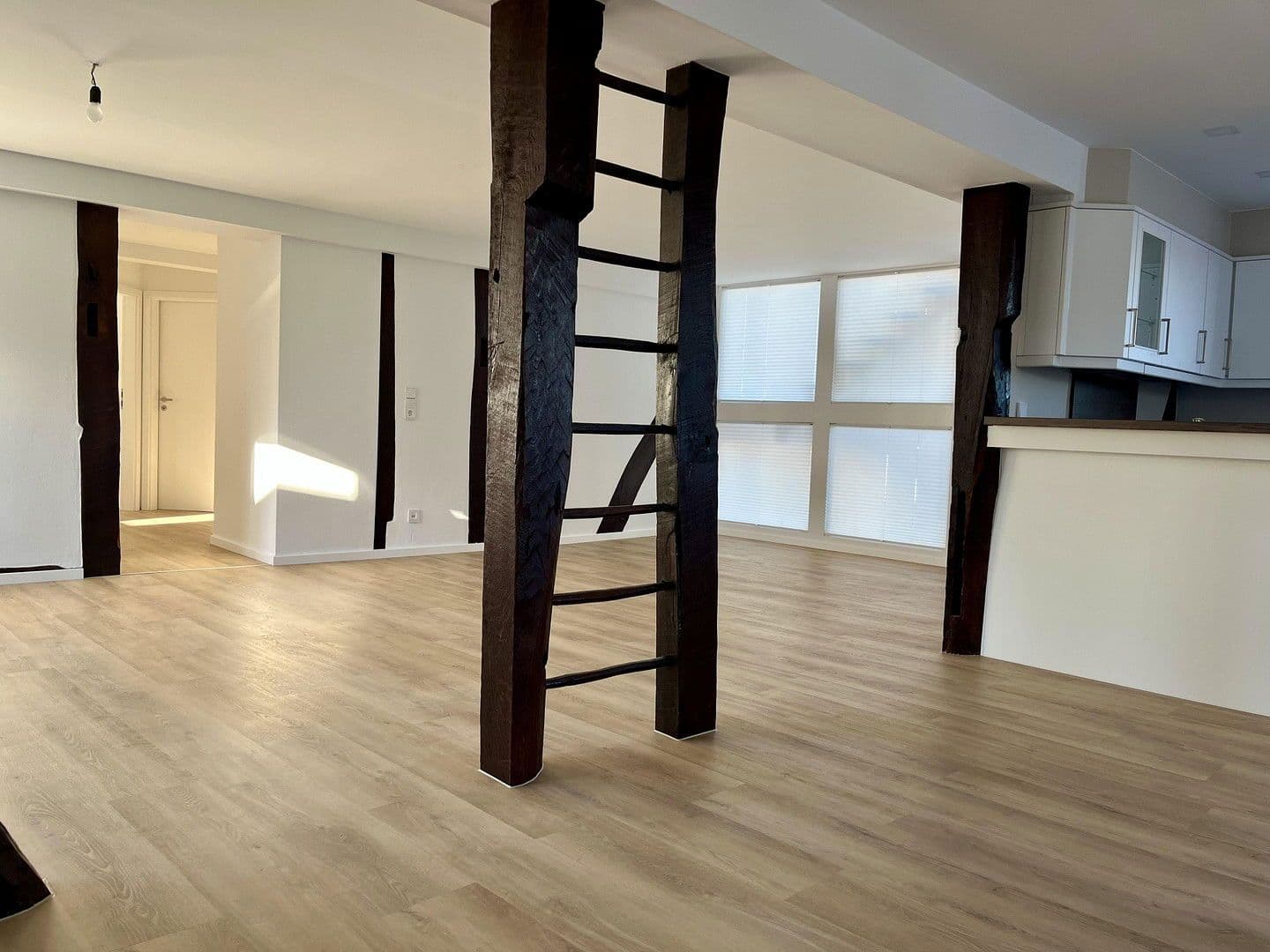 3 bedroom with open-plan kitchen flat to rent, 122 m², Butzbach, Hesse 3 bedroom with open-plan kitchen flat to rent, 122 m², Butzbach, Hesse