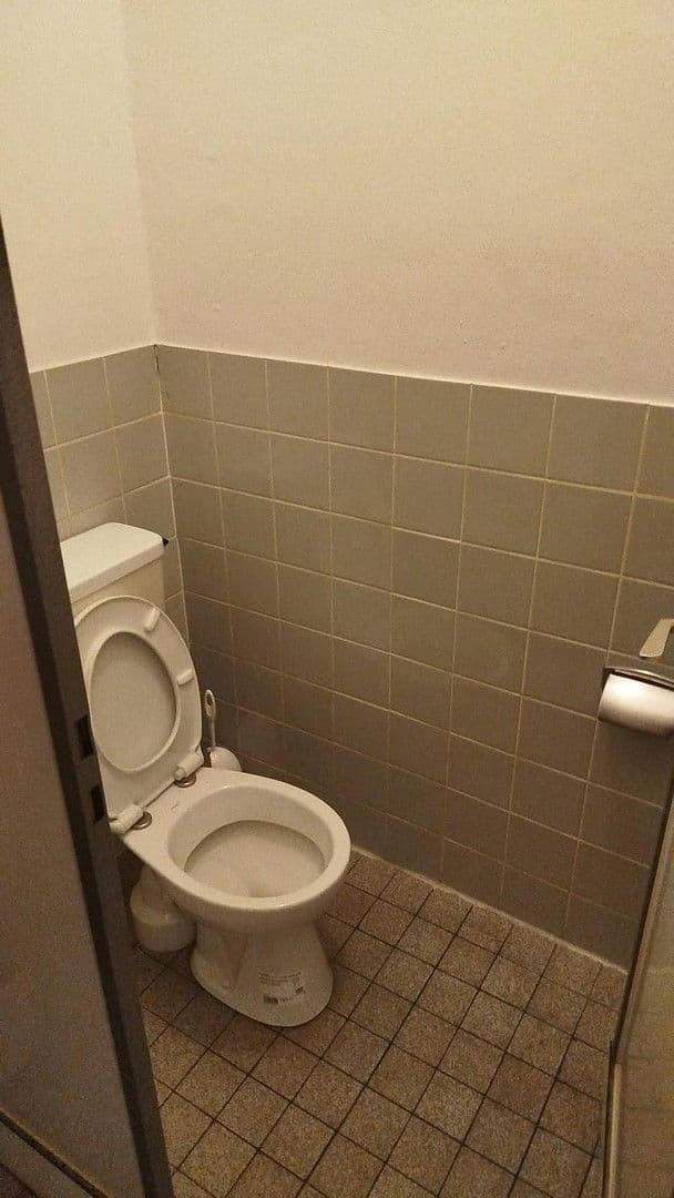 non-residential property to rent, 80 m², Marburger Straße 17, Kreuztal, North Rhine-Westphalia non-residential property to rent, 80 m², Marburger Straße 17, Kreuztal, North Rhine-Westphalia