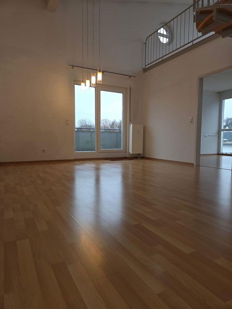 2 bedroom with open-plan kitchen flat to rent, 93 m², Ludwigsburg, Baden-Württemberg 2 bedroom with open-plan kitchen flat to rent, 93 m², Ludwigsburg, Baden-Württemberg