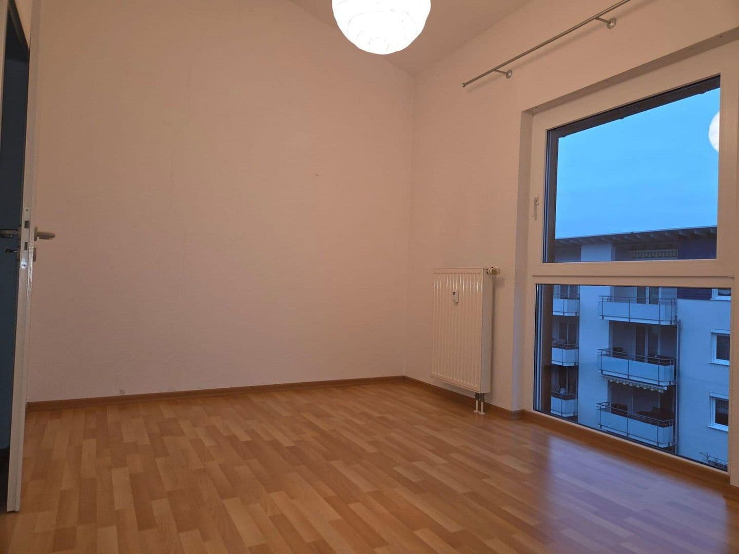 2 bedroom with open-plan kitchen flat to rent, 93 m², Ludwigsburg, Baden-Württemberg 2 bedroom with open-plan kitchen flat to rent, 93 m², Ludwigsburg, Baden-Württemberg