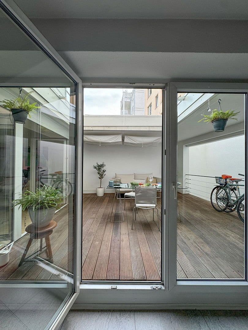 4 bedroom flat to rent, 166 m², Düsseldorf, North Rhine-Westphalia 4 bedroom flat to rent, 166 m², Düsseldorf, North Rhine-Westphalia