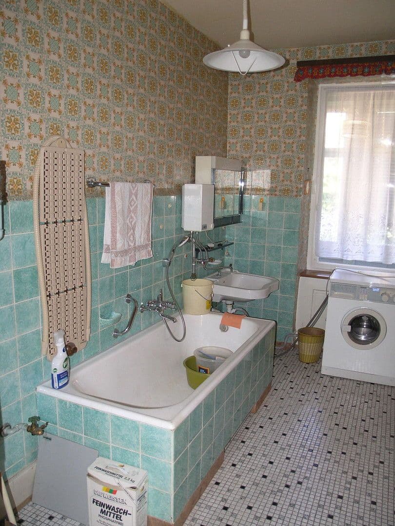 3 bedroom with open-plan kitchen flat to rent, 92 m², Bergstrasse 10, Lörrach, Baden-Württemberg 3 bedroom with open-plan kitchen flat to rent, 92 m², Bergstrasse 10, Lörrach, Baden-Württemberg