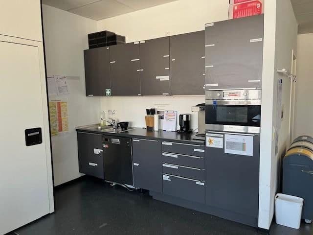 office to rent, 270 m², Breitwiesenstraße 13, Stuttgart, Baden-Württemberg office to rent, 270 m², Breitwiesenstraße 13, Stuttgart, Baden-Württemberg