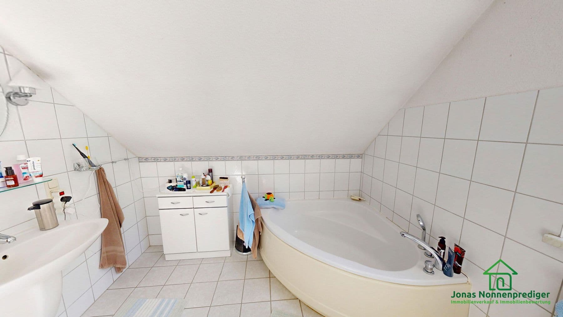 house for sale, 185 m², Bahnhofsweg 8, Alt Sührkow, Mecklenburg-Vorpommern house for sale, 185 m², Bahnhofsweg 8, Alt Sührkow, Mecklenburg-Vorpommern