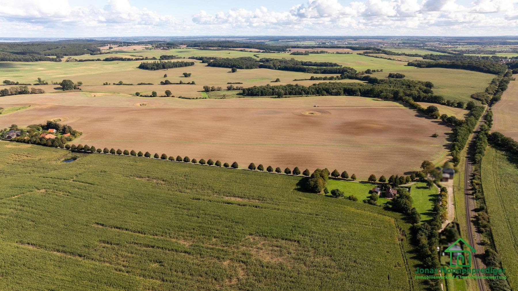 house for sale, 185 m², Bahnhofsweg 8, Alt Sührkow, Mecklenburg-Vorpommern house for sale, 185 m², Bahnhofsweg 8, Alt Sührkow, Mecklenburg-Vorpommern
