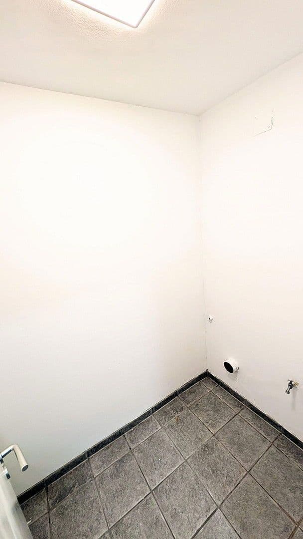 4 bedroom flat to rent, 107 m², Berlinerstrasse 36, Landstuhl, Rhineland-Palatinate 4 bedroom flat to rent, 107 m², Berlinerstrasse 36, Landstuhl, Rhineland-Palatinate