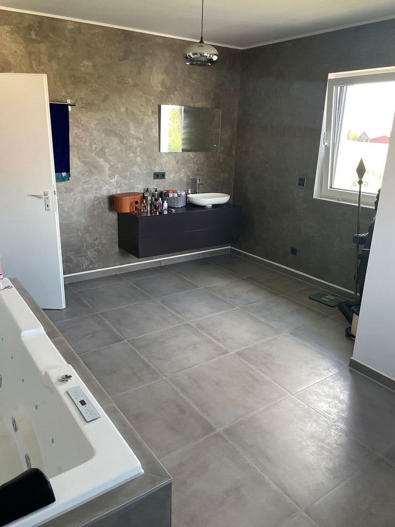 house for sale, 160 m², Scheppauer Weg 15, Königslutter am Elm, Lower Saxony house for sale, 160 m², Scheppauer Weg 15, Königslutter am Elm, Lower Saxony