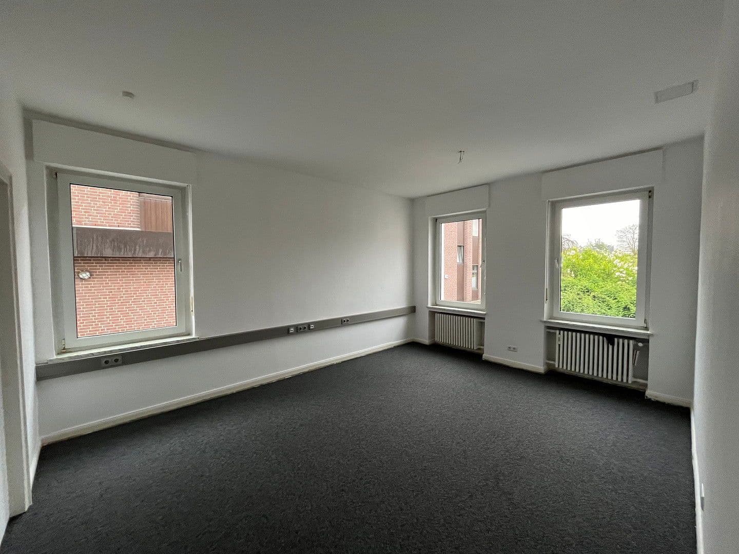 office to rent, 300 m², Ravensberger Str. 2, Versmold, North Rhine-Westphalia office to rent, 300 m², Ravensberger Str. 2, Versmold, North Rhine-Westphalia