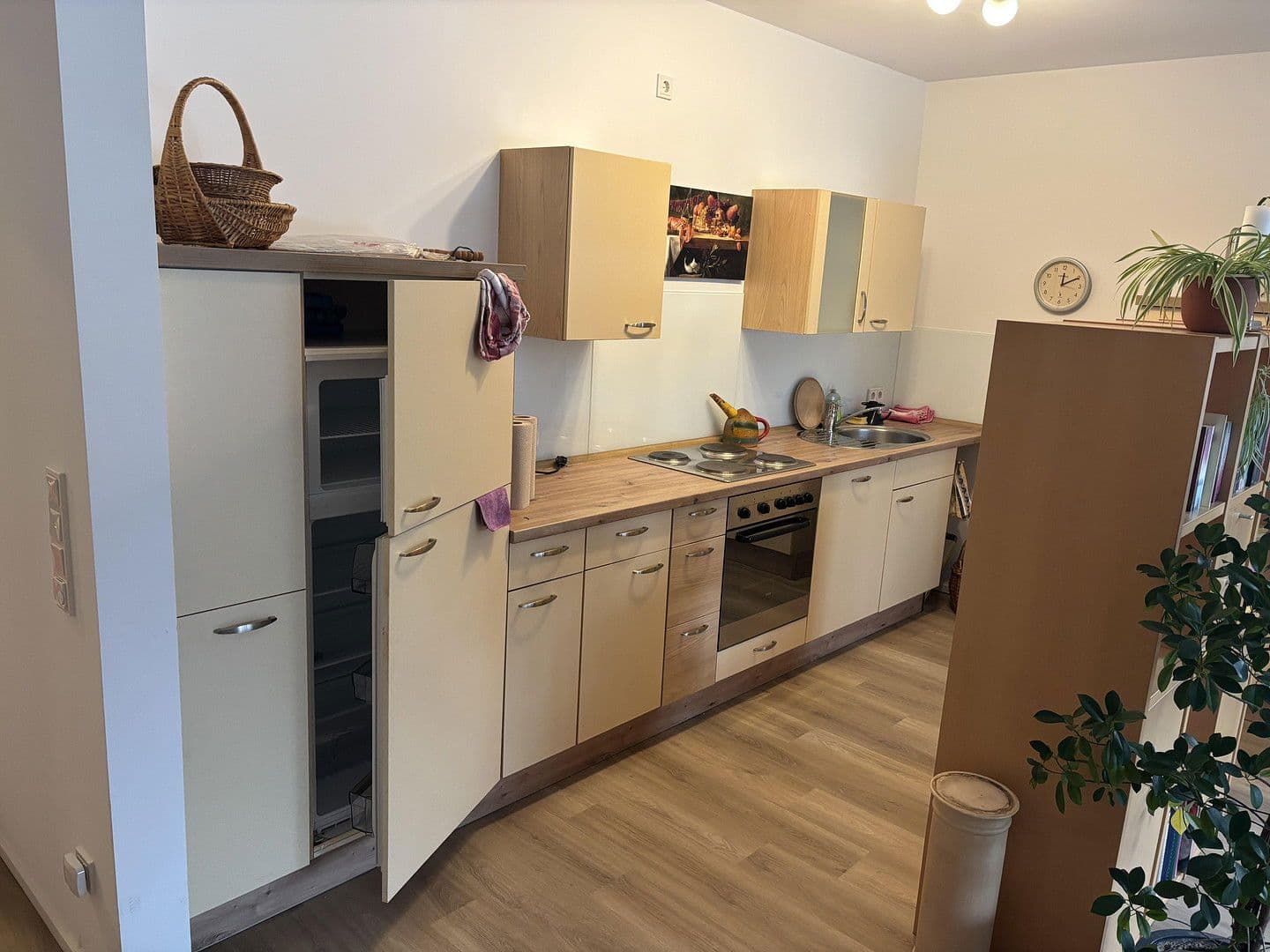 1 bedroom with open-plan kitchen flat to rent, 79 m², Panderstr. 21, Duisburg, North Rhine-Westphalia 1 bedroom with open-plan kitchen flat to rent, 79 m², Panderstr. 21, Duisburg, North Rhine-Westphalia