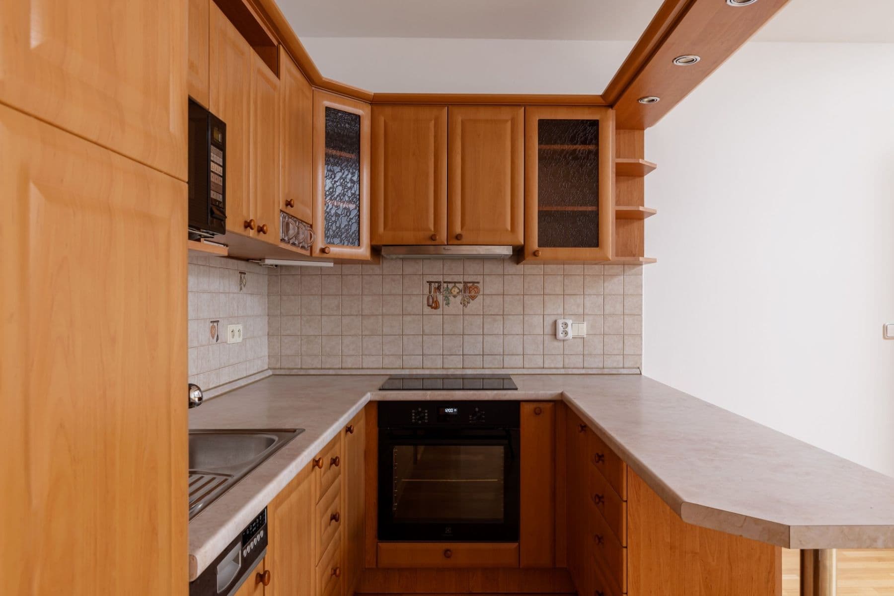 Studio flat to rent, 39 m², Jemnická, Prague, Prague Studio flat to rent, 39 m², Jemnická, Prague, Prague