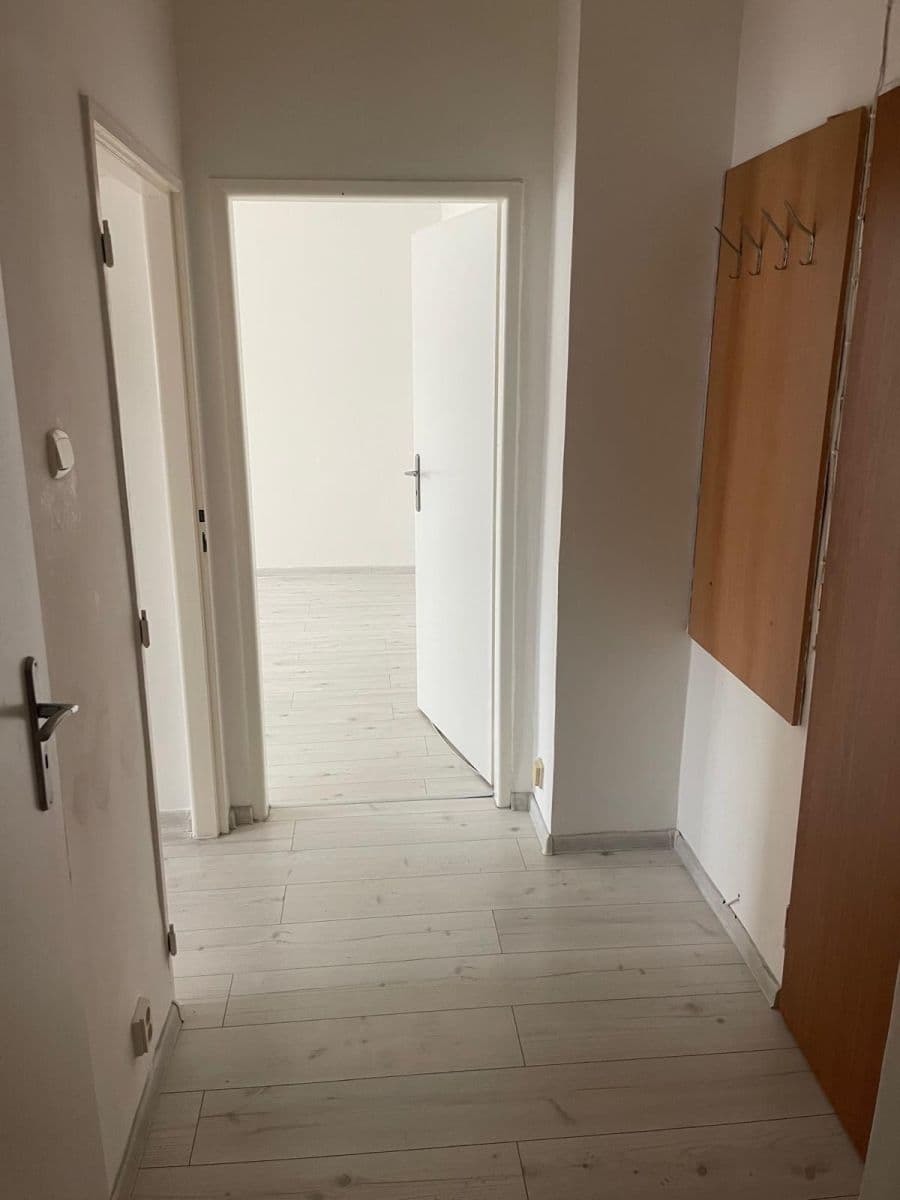 1 bedroom flat for sale, 38 m², Kosmonautů, Karviná, Moravskoslezský Region 1 bedroom flat for sale, 38 m², Kosmonautů, Karviná, Moravskoslezský Region