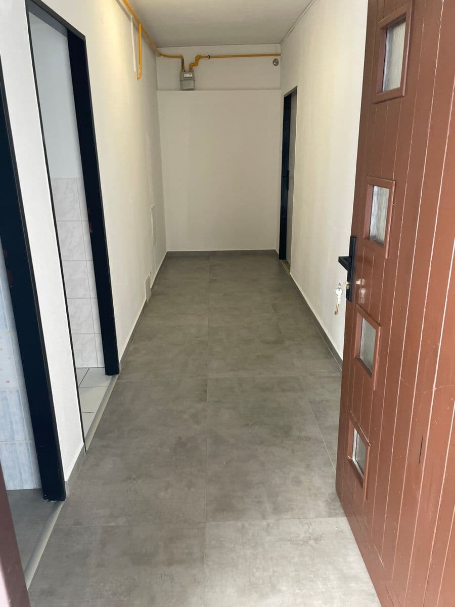 2 bedroom with open-plan kitchen flat to rent, 72 m², Za Nádražím, Písek, Jihočeský Region 2 bedroom with open-plan kitchen flat to rent, 72 m², Za Nádražím, Písek, Jihočeský Region