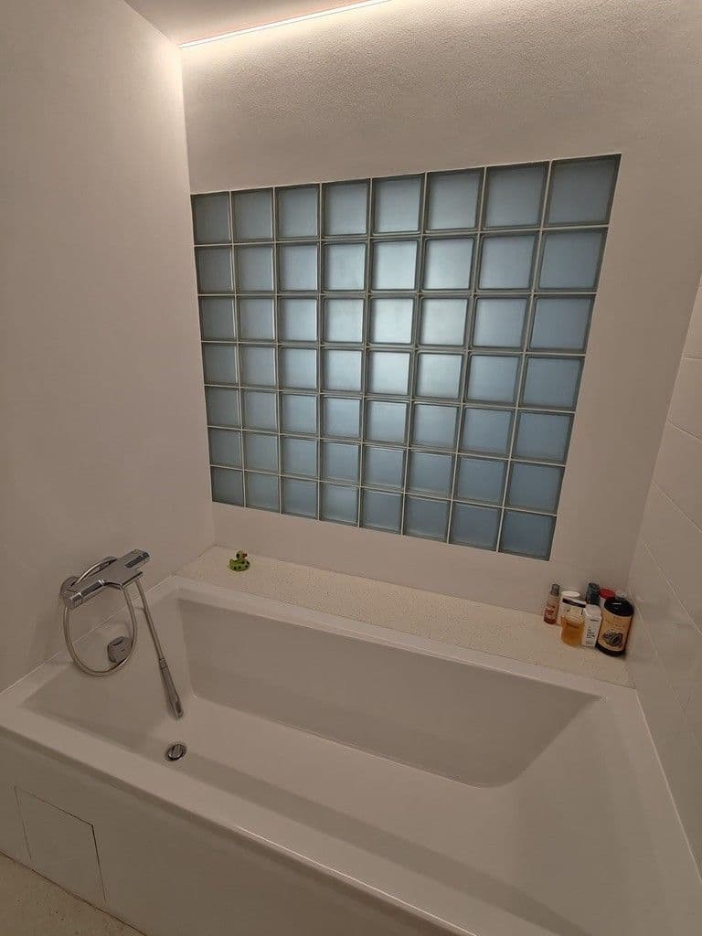 2 bedroom with open-plan kitchen flat to rent, 73 m², Jakutská, Prague, Prague 2 bedroom with open-plan kitchen flat to rent, 73 m², Jakutská, Prague, Prague