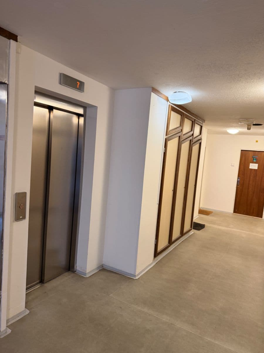 Studio flat for sale, 18 m², Na Okruhu, Prague, Prague Studio flat for sale, 18 m², Na Okruhu, Prague, Prague