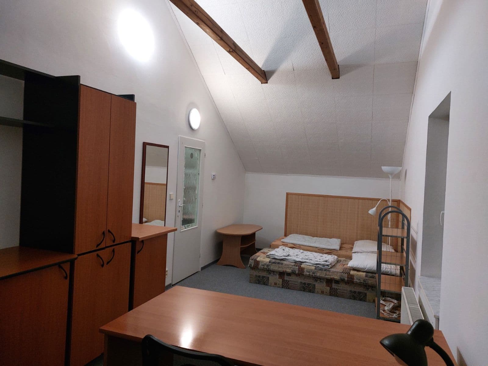 1 bedroom with open-plan kitchen flat to rent, 20 m², Prostřední, Plzeň, Plzeňský Region 1 bedroom with open-plan kitchen flat to rent, 20 m², Prostřední, Plzeň, Plzeňský Region