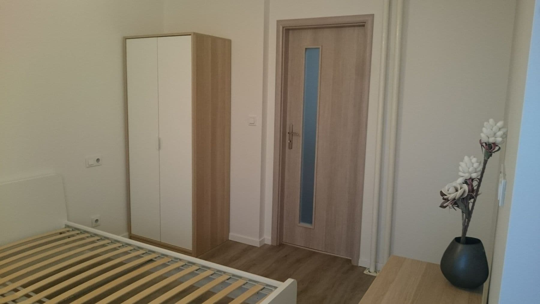 1 bedroom with open-plan kitchen flat to rent, 54 m², Pod Lipami, Prague, Prague 1 bedroom with open-plan kitchen flat to rent, 54 m², Pod Lipami, Prague, Prague