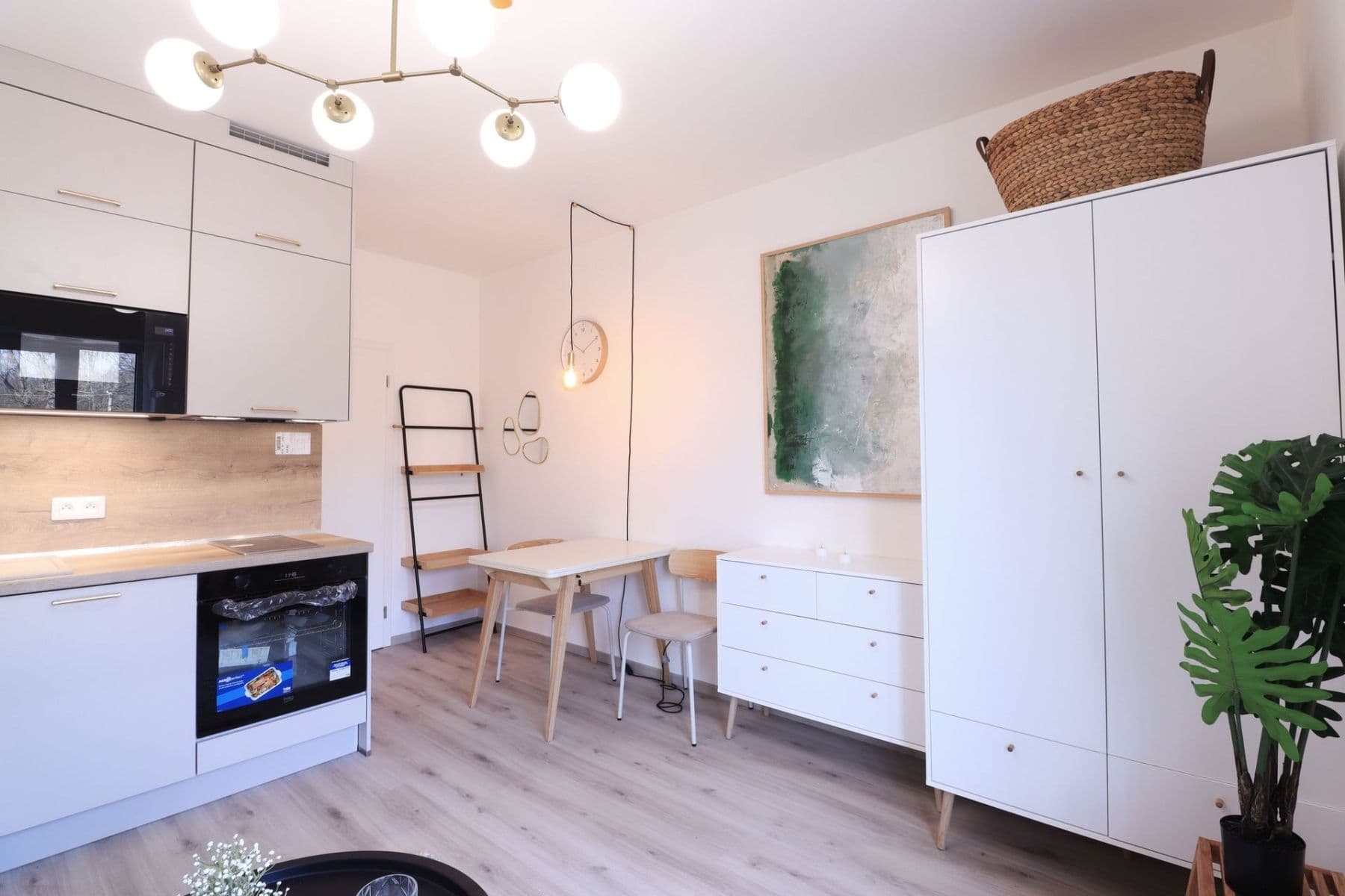 Studio flat to rent, 22 m², V Kněžívce, Tuchoměřice, Středočeský Region Studio flat to rent, 22 m², V Kněžívce, Tuchoměřice, Středočeský Region