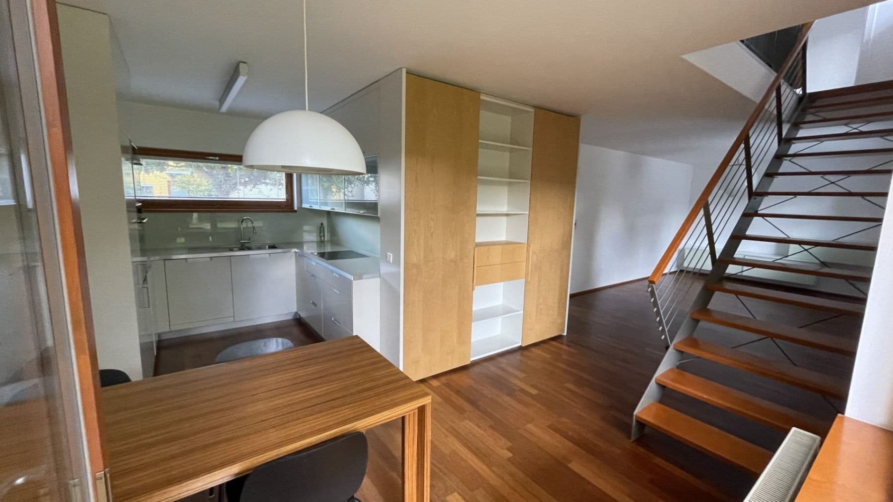 house to rent, 116 m², Pod Kapličkou, Zeleneč, Středočeský Region house to rent, 116 m², Pod Kapličkou, Zeleneč, Středočeský Region