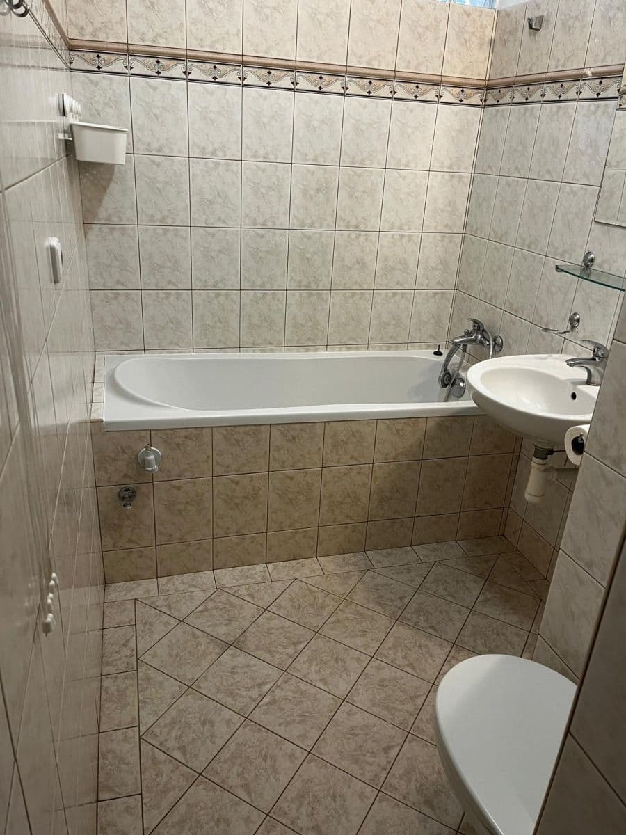 3 bedroom flat to rent, 74 m², Družba, Brumov-Bylnice, Zlínský Region 3 bedroom flat to rent, 74 m², Družba, Brumov-Bylnice, Zlínský Region