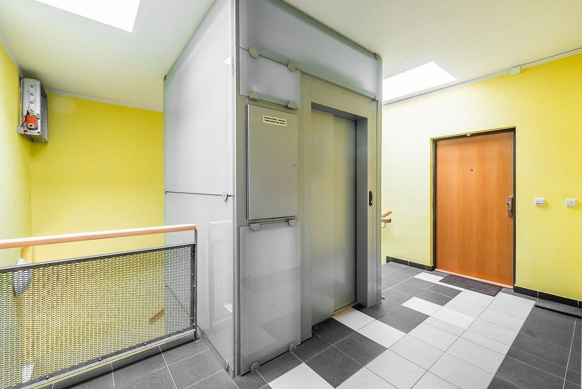 1 bedroom flat to rent, 39 m², Pod Klamovkou, Prague, Prague 1 bedroom flat to rent, 39 m², Pod Klamovkou, Prague, Prague