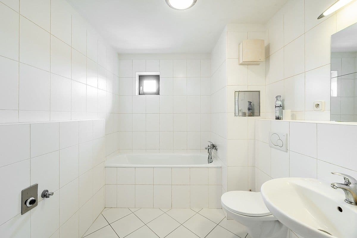 1 bedroom flat to rent, 39 m², Pod Klamovkou, Prague, Prague 1 bedroom flat to rent, 39 m², Pod Klamovkou, Prague, Prague