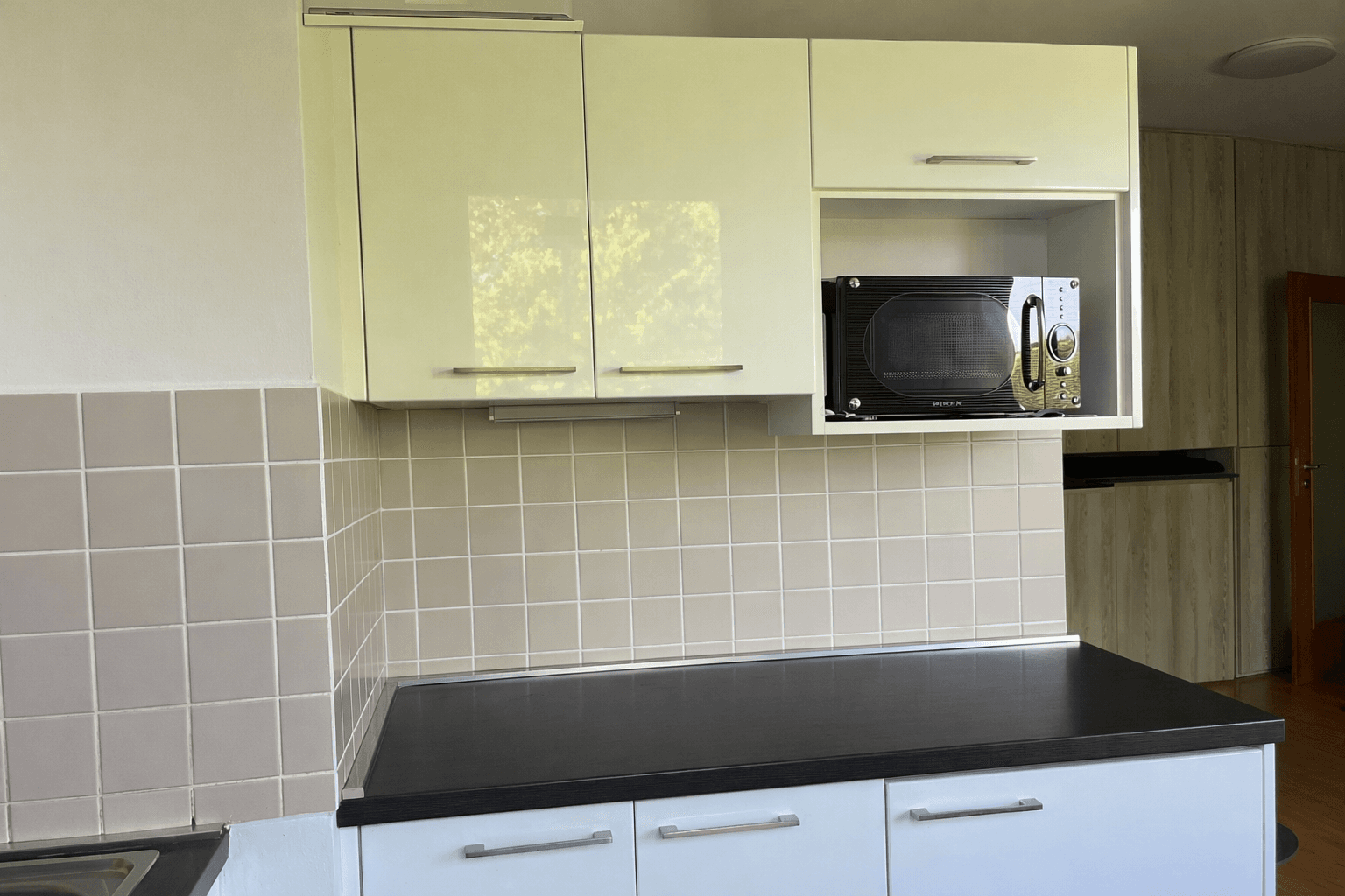 Studio flat to rent, 32 m², Nademlejnská, Prague, Prague Studio flat to rent, 32 m², Nademlejnská, Prague, Prague