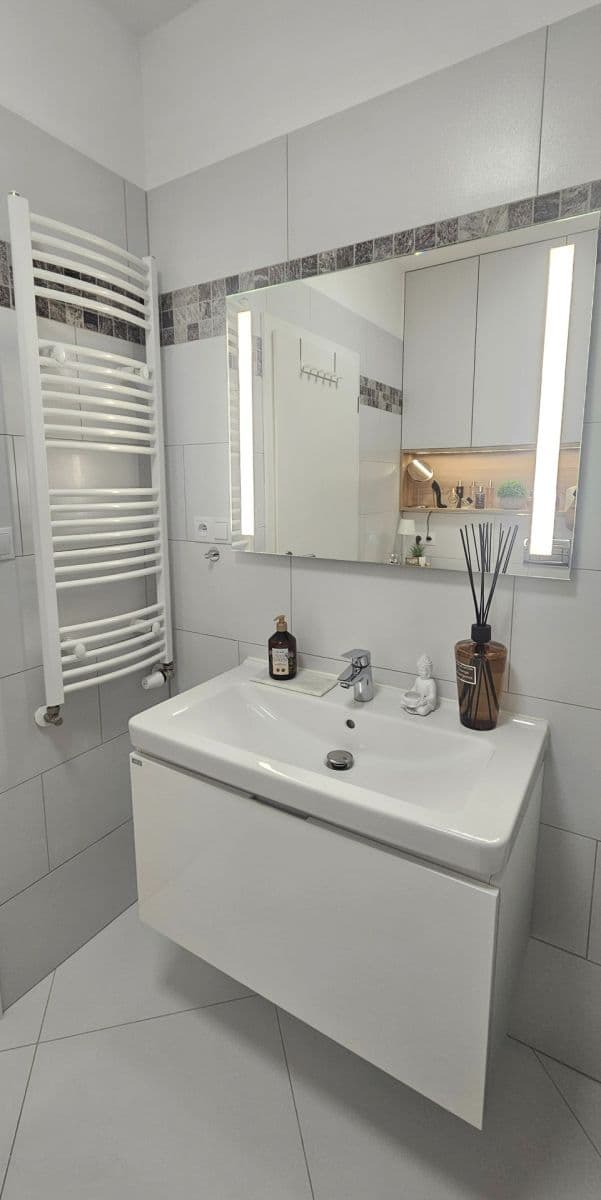 Studio flat for sale, 37 m², Štanderova, Prague, Prague Studio flat for sale, 37 m², Štanderova, Prague, Prague